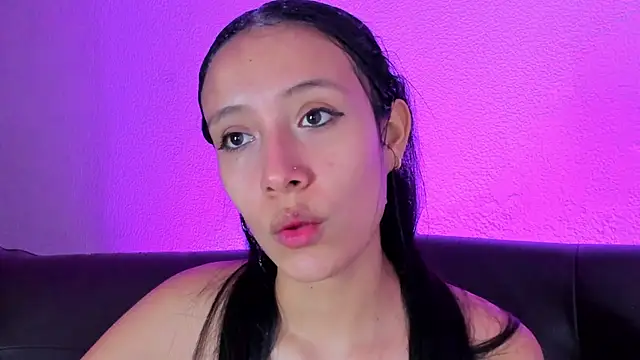 Alicee_drool's Live XXX Chat