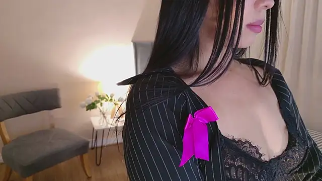 Megaan___ 即時 XXX 聊天