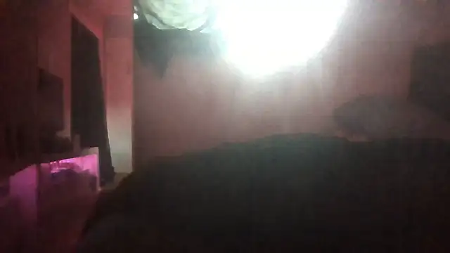 1n0nlythroat's Live XXX Chat