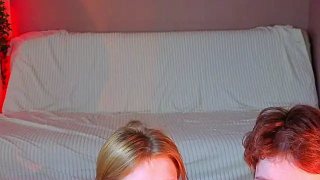 two_gerls_here Live XXX-Chat
