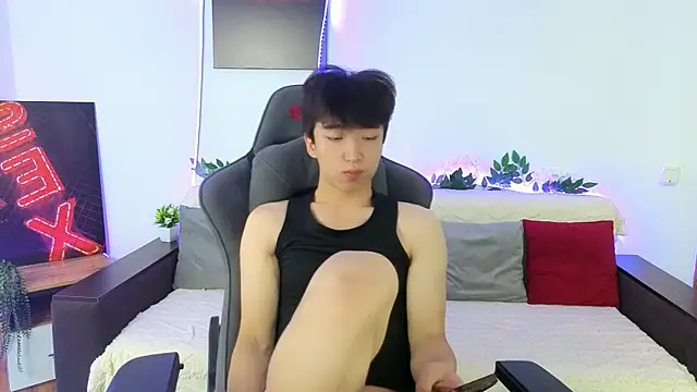 DianInav 即時 XXX 聊天
