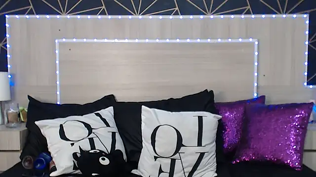 SamanthaMarcus Chat XXX in diretta