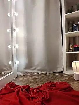 MickeQuinee's Live XXX Chat