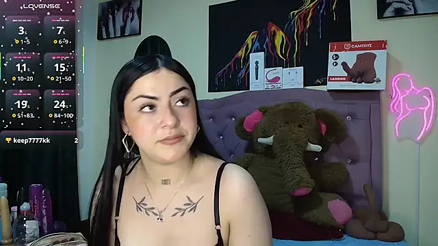 Emmie_Hot's Live XXX Chat