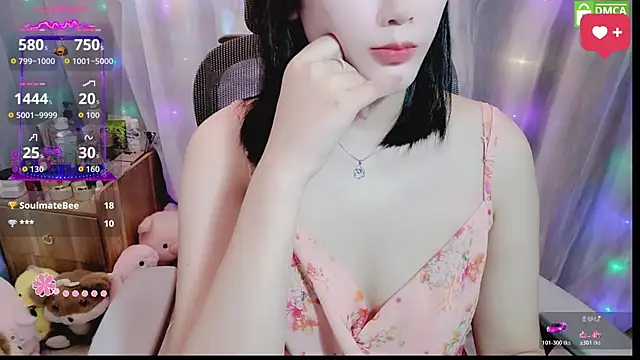 XXX chat uživo modela Dully_ana