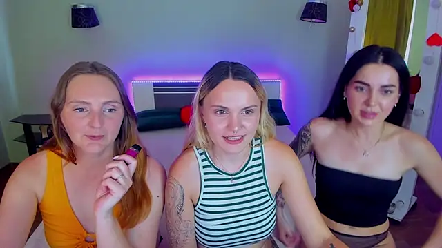 MagicEyess Adlı Modelin Canlı XXX Sohbeti