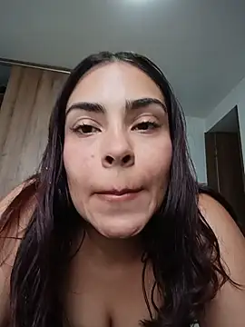 Ivanna2's Live XXX Chat