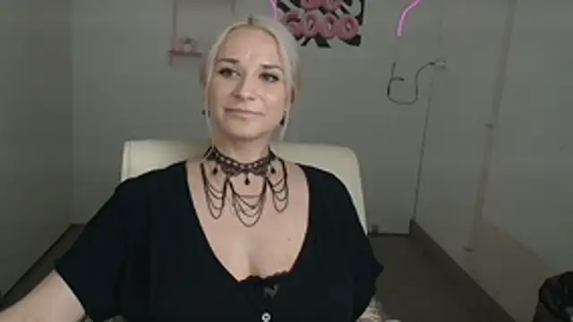 Melodie_Aster's Live XXX Chat
