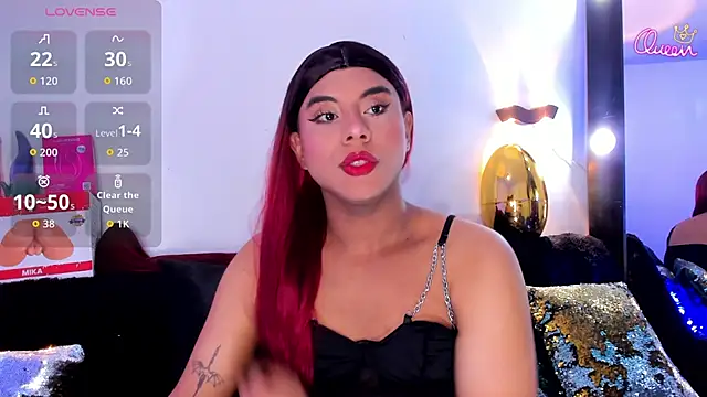 Emili_Roux Adlı Modelin Canlı XXX Sohbeti