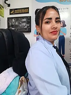 دردشة MAYE__13 الجنسية المباشرة