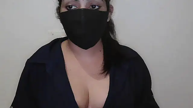 Reddy_Trisha live XXX chat
