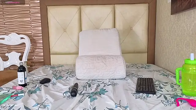 Chat XXX en directo de Miladiosa