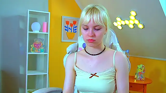 HannahHollisn Live XXX chat