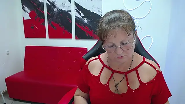 VanessaHotts Adlı Modelin Canlı XXX Sohbeti