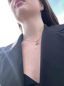 KrisMagnoly – Naživo XXX chat