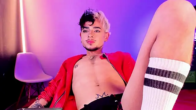 XXX chat uživo modela Dominik_Eclipse