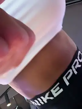 Czat XXX na żywo – F3ckd0lllucy