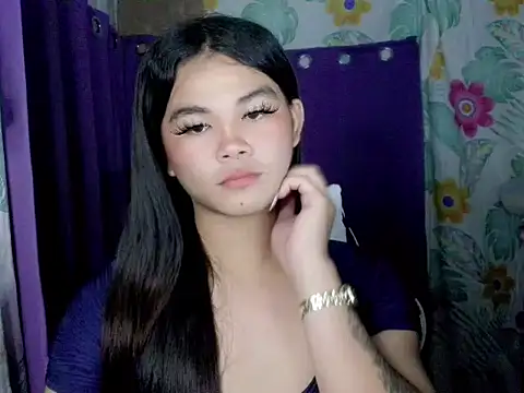 caramiya's Live XXX Chat
