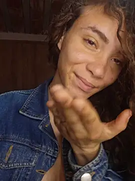 PocaHontas2026's Live XXX Chat