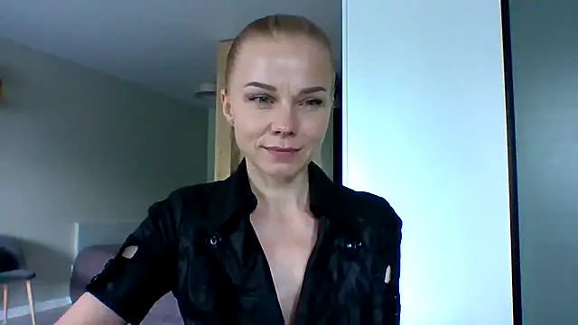 Tina5394 Live XXX-Chat