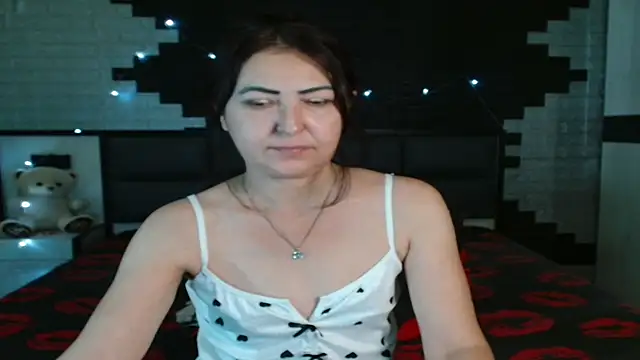 Ada_Vera's Live XXX Chat