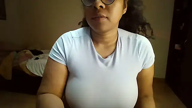 Dreambody-'s Live XXX Chat