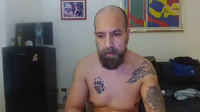 Webkamerová show AMIRDIB2025