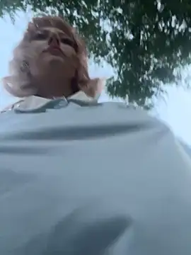 RonnieKiss – Naživo XXX chat