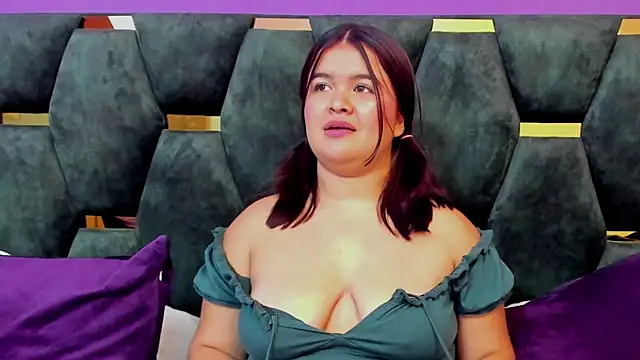 Chat +18 de MaluJensen ao vivo