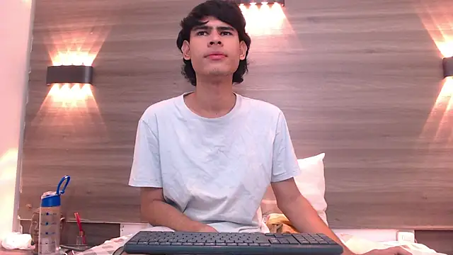 Chat XXX en directo de Kevin_Brooks1