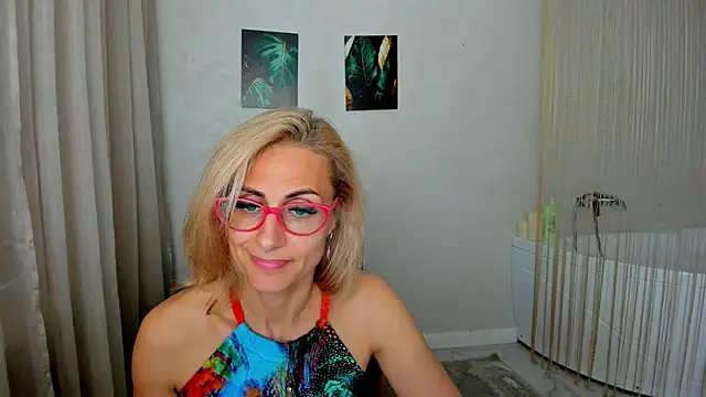 MuseOfStage Chat XXX live