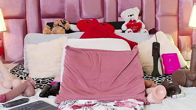 Anaa_BellaaのライブXXXチャット