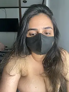 aisha1630 Adlı Modelin Web Kamerası Şovu