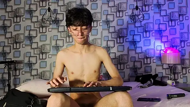 Živý XXX chat Twink_Sebas7
