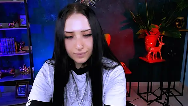 MonicaLowes' Live XXX Chat