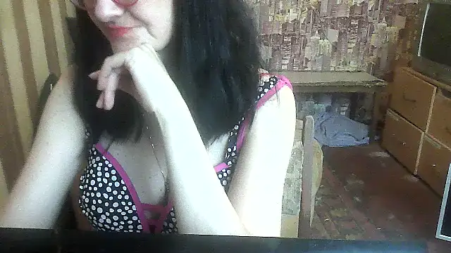 Yana-fiesta's Live XXX Chat