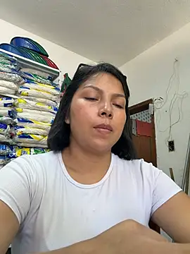 ISABELLA__LUNA: онлайн-секс-чат