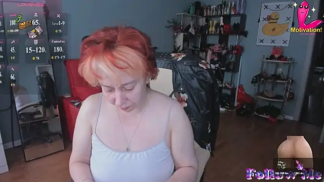GinaMiracle webcam show