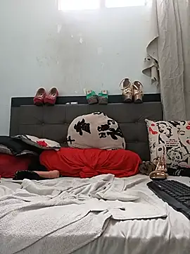 katysquirtdirty's Live XXX Chat