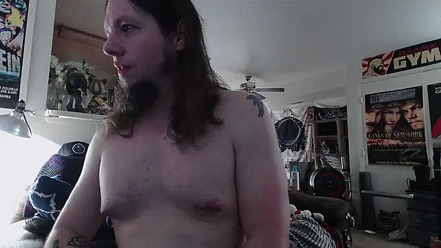 biggerisbetter12's Live XXX Chat