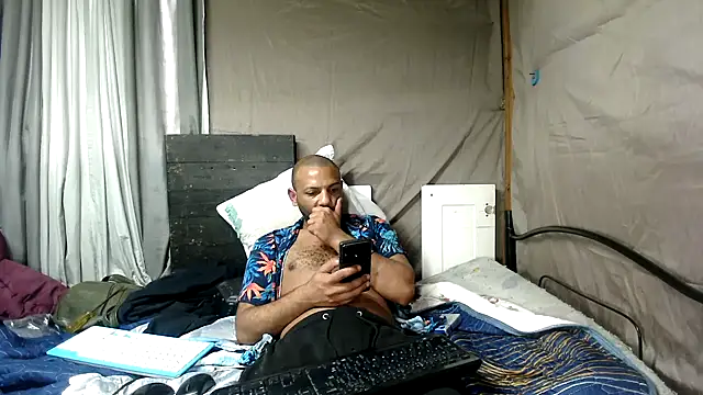 Chat XXX ao vivo de Camodick