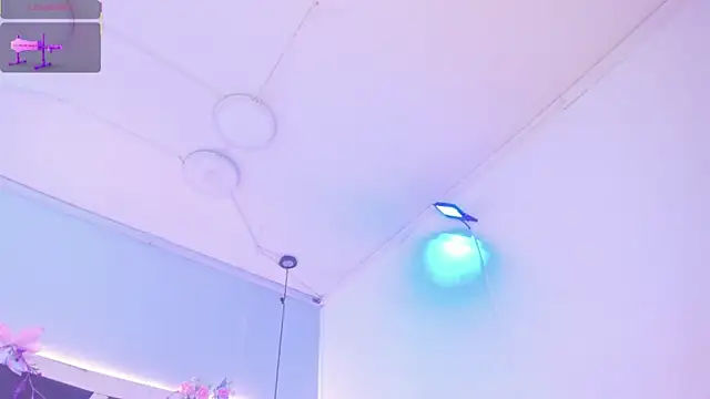 antonelllepiercee's Live XXX Chat