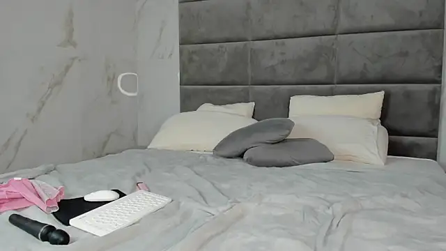 Anneta_Hart Webcam-Show