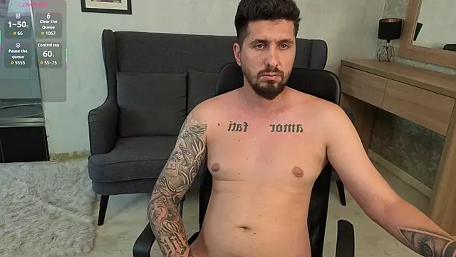 Chat XXX en directo de LoganStroud