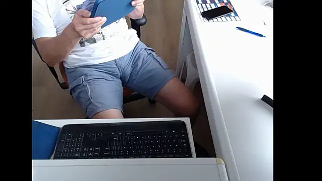 dutchpornking's Live XXX Chat