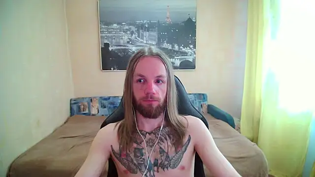 AdamDickens 即時 XXX 聊天