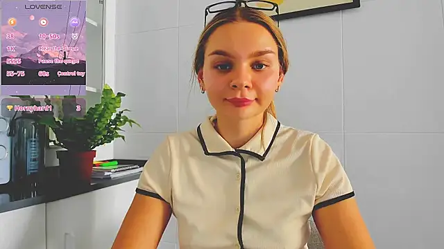 Molly_sweetie: онлайн-секс-чат
