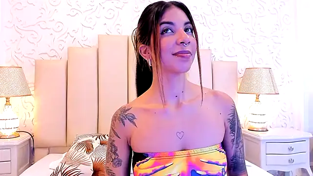 Chat XXX ao vivo de VioletaHills_