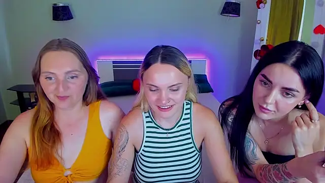XXX chat uživo modela MagicEyess