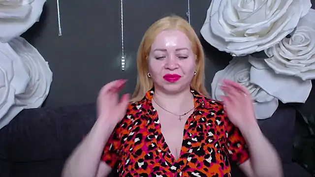 Czat XXX na żywo – OliviaVerr
